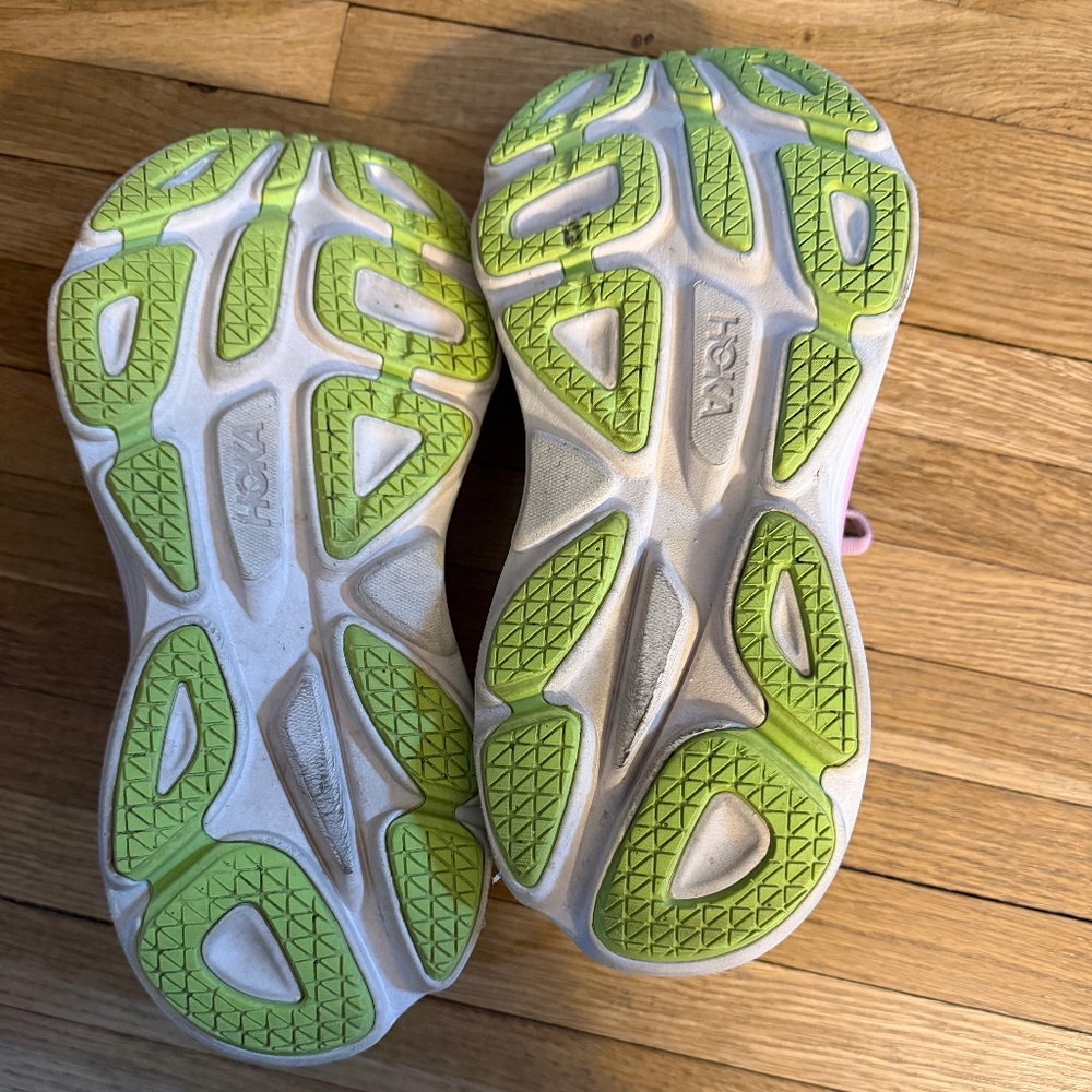 Women’s Hoka Bondi 8 - Picture 6 of 6